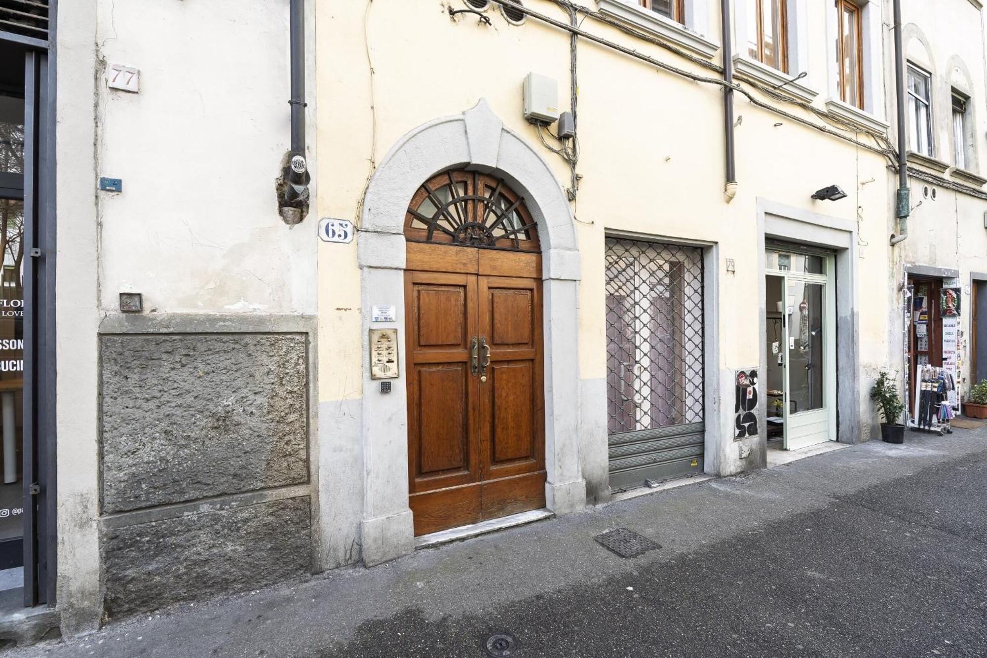 Agnolo 65 * Florence